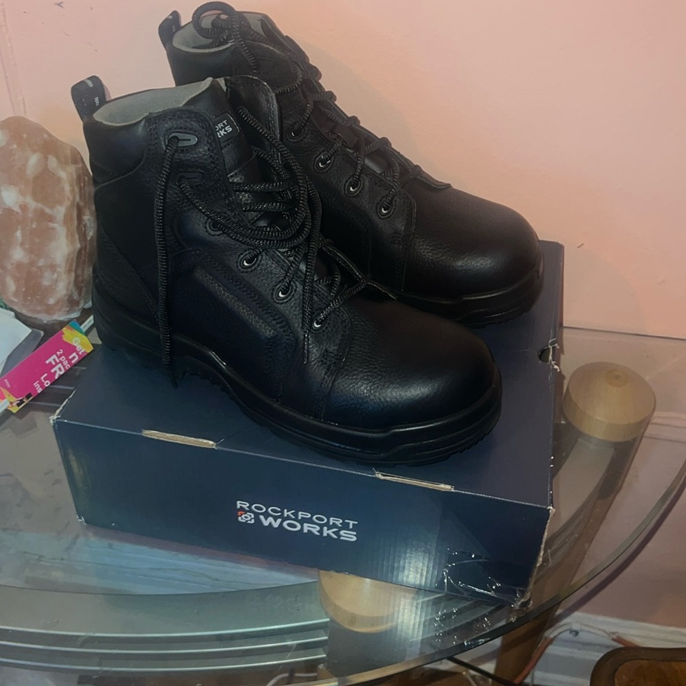 Rockport safety shoes WGRK6635 for men,black,comp toe,eh,wp,lace to toe size 12w